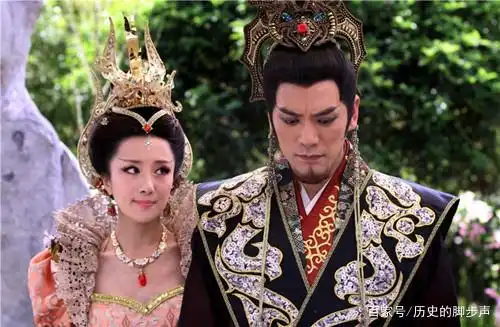 同样拥有让帝王沉迷的美色,为何妲己背负千年骂名,她却独善其身
