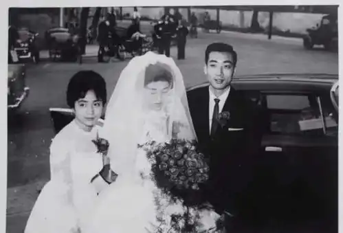 外公外婆的罗曼蒂克消亡史