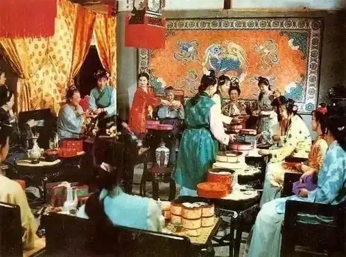 为什么中国人每个节日都要吃吃吃画事
