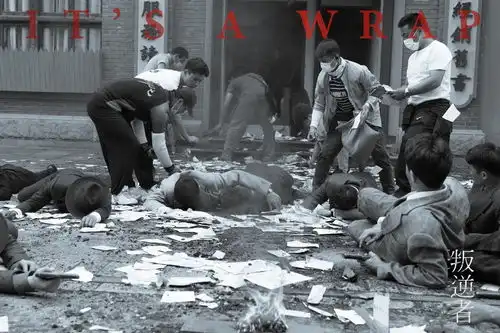 组图叛逆者杀青曝高清剧照朱一龙侧颜优越童瑶笑容灿烂
