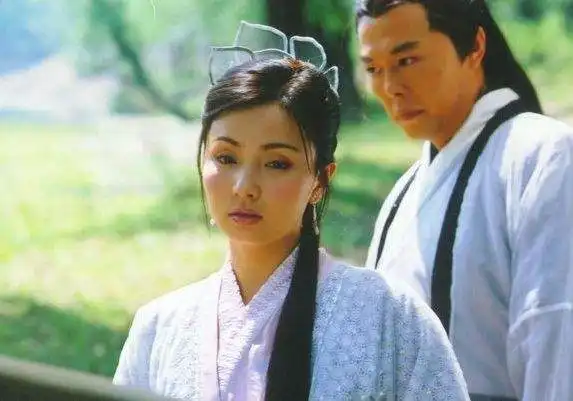倚天屠龙记女演员今昔对比有人成大腕有人已退出娱乐圈
