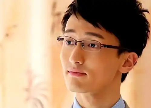 明星哭穷多可爱3000万时心慌,100万时贫穷,网友不再心疼