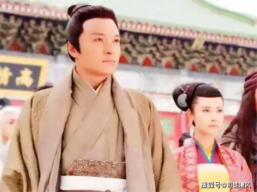 神雕侠侣后期,郭靖武功不如杨过金庸曾借此人之口说出答案