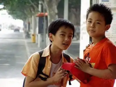 快乐星球的乐乐艾克莲蓉包你还记得吗只有多面体没长残
