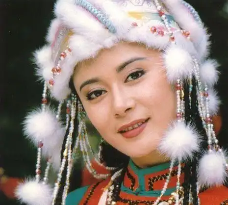 还珠格格中五位公主,四个爱过尔康,剩下一位比紫薇还要美
