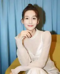 知否女星穿现代装,邓莎变御姐,盛家主母年轻不止10岁