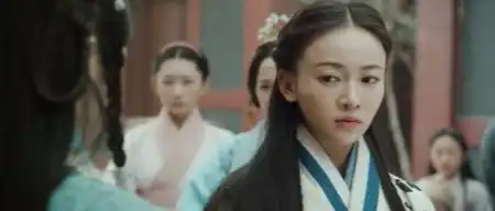 于正新剧皓镧传造型大失误所有人看起来都好像没有脖子
