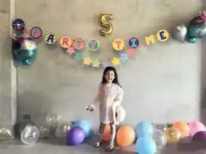 刘畊宏为小泡芙办5岁生日party,美人鱼一家出动打水仗
