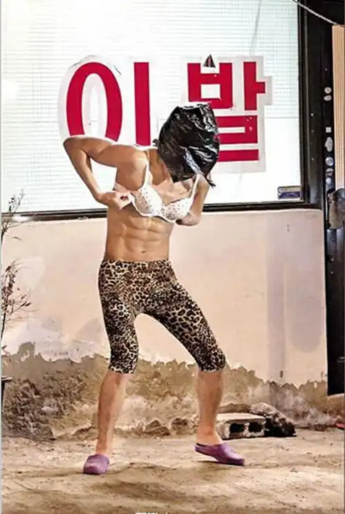 看评论大家忽视了客串的装傻特工是向隐秘而伟大...