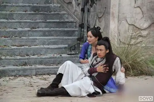 古剑奇谭新剧照赏李易峰称被杨幂从头到脚吸引
