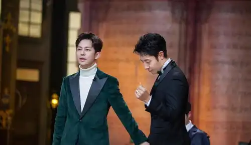 明侦6预告片热血来袭魏晨张雨剑加盟,白敬亭烟熏妆抢镜
