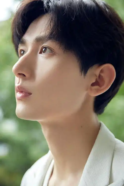 成毅唐周扮相全网好评,妆发仙帅,新剧被优酷打包
