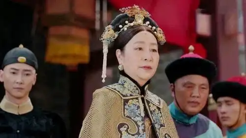 慈禧六十大寿时,李莲英送了什么礼物,连慈禧都觉得不可思议
