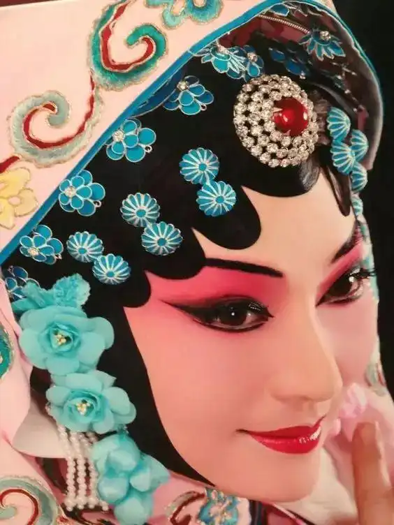 请您欣赏京剧妆容之美画眉
