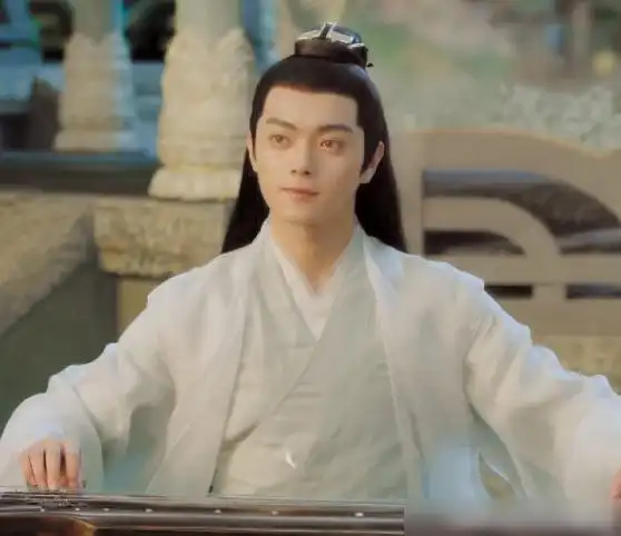 许凯新剧造型堪称灾难,怪不得成毅拍琉璃的时候要减肥