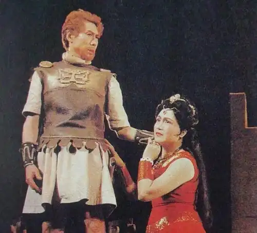 爱情神话中徐峥与马伊琍看话剧的安福路