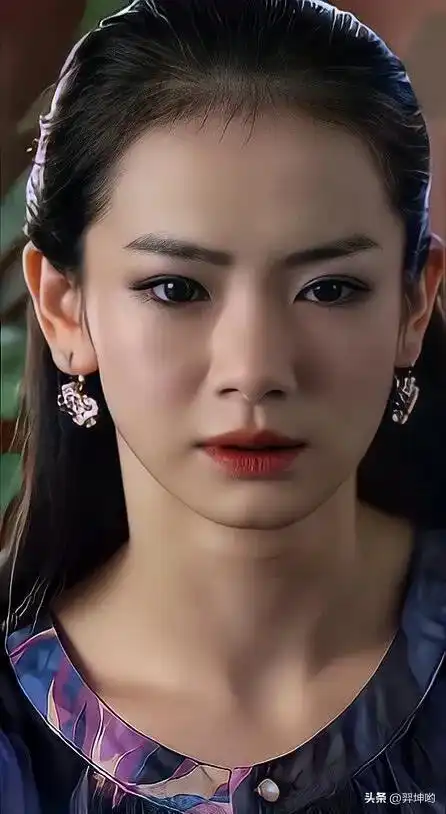 电视剧夏家三千金,夏友善,演员戚薇
