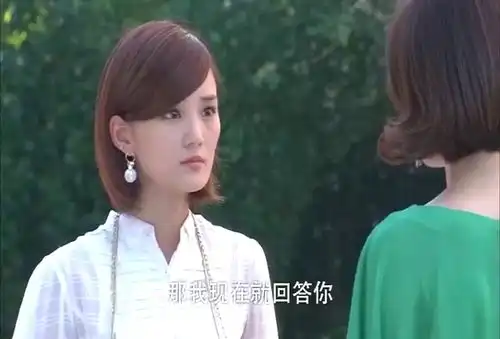 回家的诱惑世馨请求品如把洪家别墅还给白凤,不料品如一口拒绝
