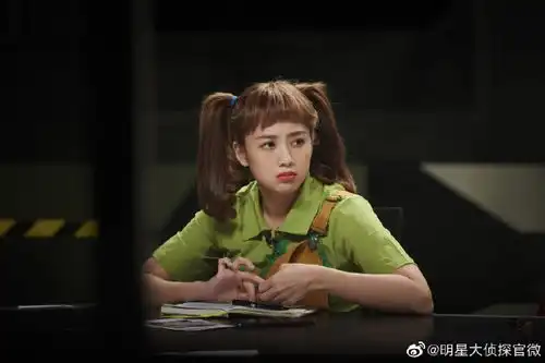 组图鬼鬼吴映洁扎双马尾青春活力嘟嘴托腮古灵精怪
