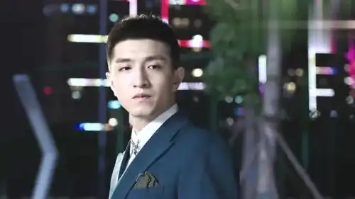 倾城时光赵丽颖担心金瀚尾随其后,霸道总裁公主抱尽享万般柔情