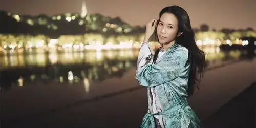 莫文蔚说年轻与年龄无关莫文蔚回归skii官宣莫文蔚成为新任品牌代言人