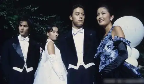 韩在硕放弃家产去演戏,借天桥风云爆火,妻子外貌不输宋慧乔
