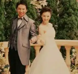 她因情深深雨蒙蒙走红,毕业嫁豪门隐退娱乐圈,42岁成冻龄女神