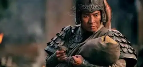 三国演义五虎上将赵云,单骑截江救阿斗,为什么一生不得刘备重用
