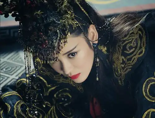 明明是同一张脸,演完香蜜演长月烬明,不说真没看出来
