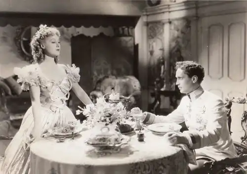 这10部电影中都有茜茜公主,哪一部中的茜茜最还原历史