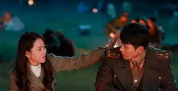 爱的迫降首发剧照玄彬呈现制服魅力,孙艺珍时尚干练气场全开
