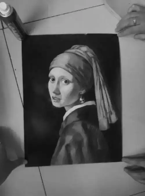 戴着珍珠的白色情人,82的我们不知她被遗忘的故事
