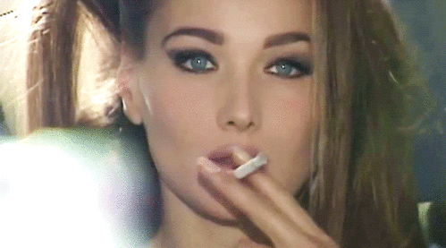 真西西里的美丽传说卡拉布吕尼,法国最时尚第一夫人