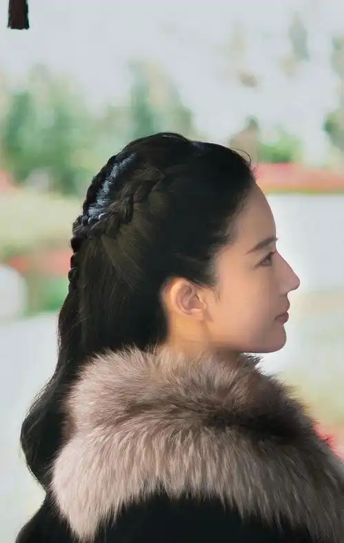 刘亦菲在南烟斋笔录,光是剧照都令人怦然心动
