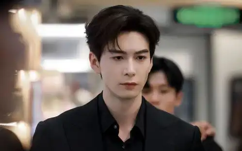 娱乐点评赵丽颖魏大勋杨紫tfboys陈星旭彭昱畅