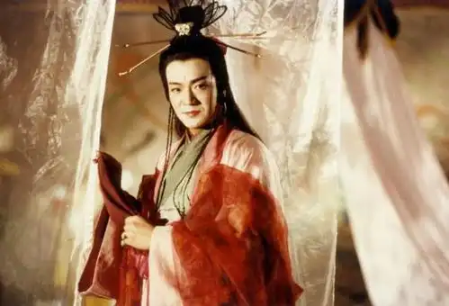 恋爱中的公公们
