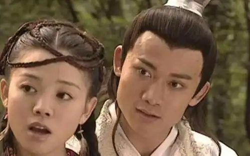 他曾是黄奕前男友,斗殴入狱7个月,抛弃前妻迎娶粉丝,如今再次翻红
