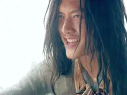 杨幂10年前高中毕业旧作曝光冯绍峰造型雷人