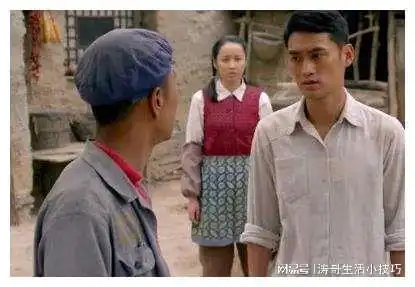 为了报仇,他黑夜屠杀叔叔一家15口人,留下遗言后,果断上吊自杀
