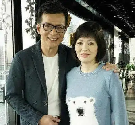 黄日华59岁爱妻去世代表作楚留香上海滩鹿鼎记等