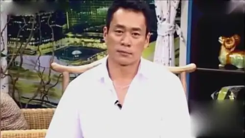 与潘金莲传绯闻战狼2他承包泪点现实中对病妻不离不弃