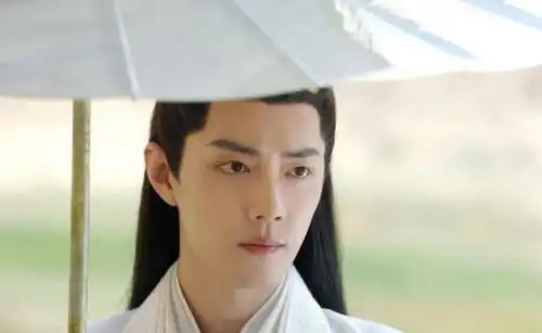 虎背熊腰的人也可以出演第一美女,透露了什么问题
