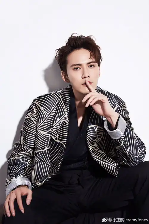 徐正溪突然宣布退圈,退圈原因疑似曝光,网友猝不及防无法接受
