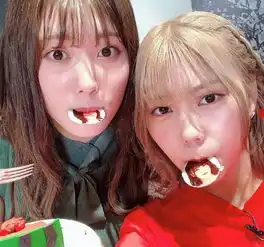 组图伊藤纯奈晒庆生照片戴西瓜饰品活泼可爱