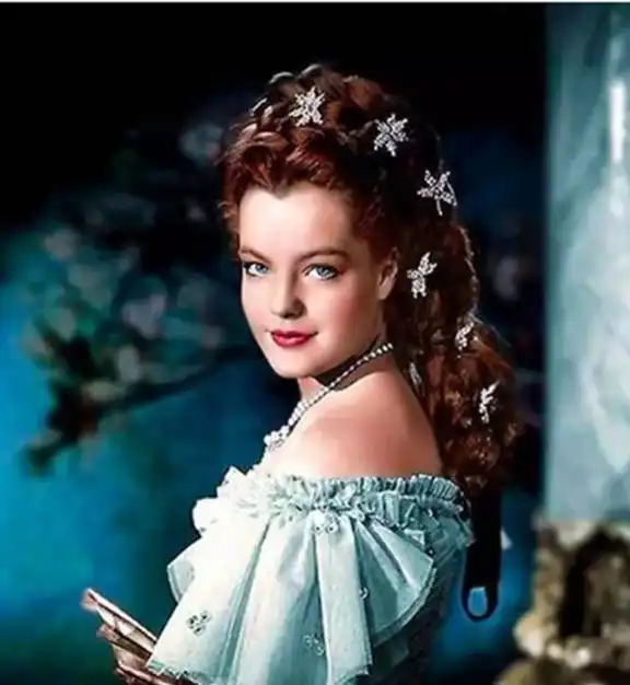 罗密施耐德半生困在茜茜公主中,不想出演后两部,43岁早逝
