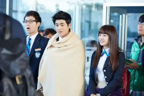 继承者们好看吗,讲了什么
