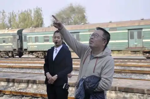 没播就被央视力捧,这部年代大剧,已露出2024的剧王潜质
