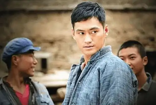 再读平凡的世界为何在路遥的笔下,美好的爱情都千篇一律