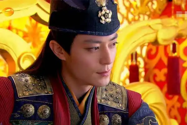 东方不败与杨莲亭之间算爱情么新笑傲江湖给出另类解答
