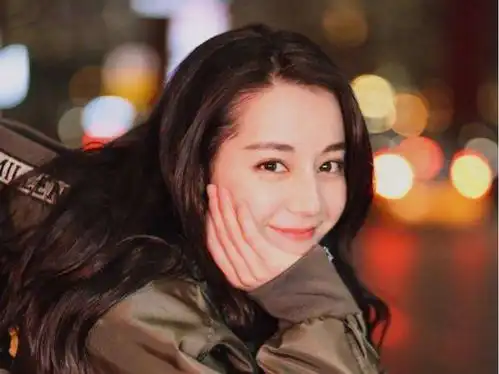 观察赵丽颖倾城时光带动金瀚人气上位,娱乐圈流量进入以老带新时代
